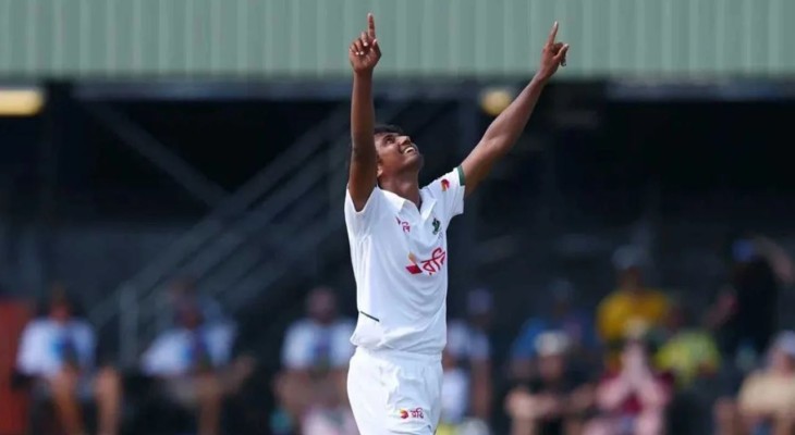 হাসান মাহমুদের জোড়া আঘাত